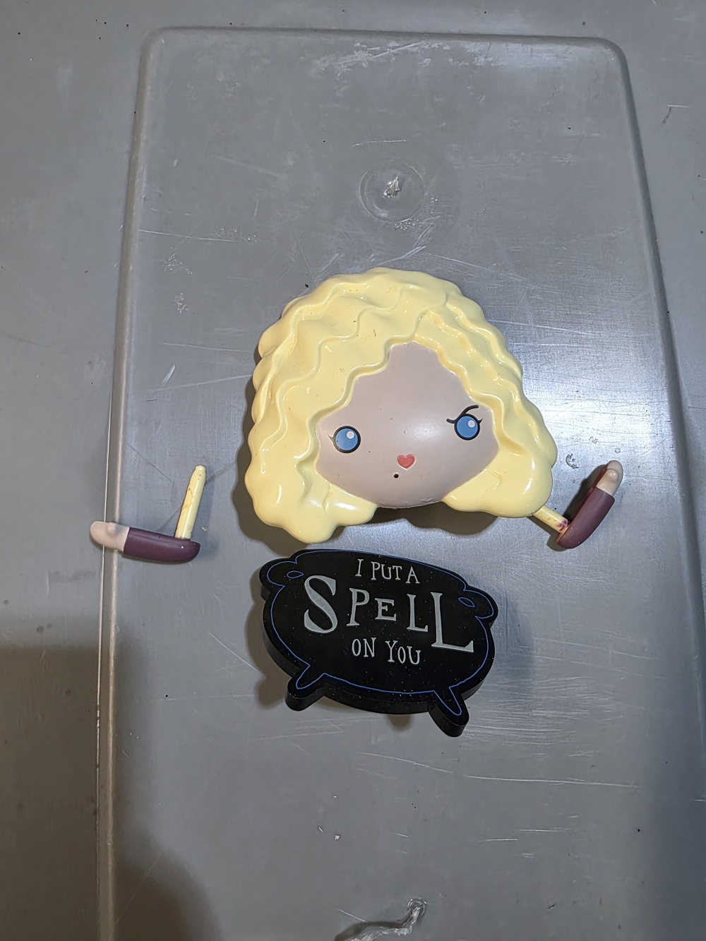 Disney Hocus Pocus Sanderson Sister I Put a Spell on You Pumpkin Decorating Pegs